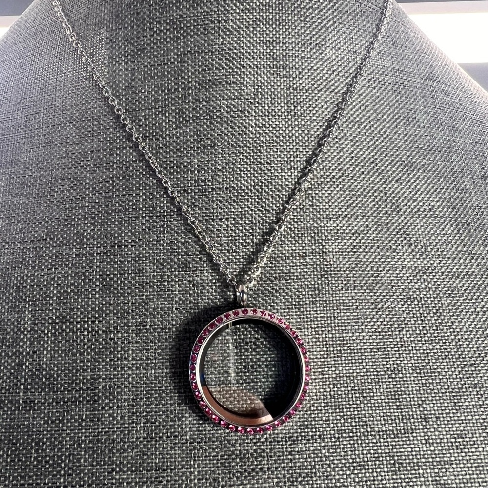 Chic Silver and Pink Floating Charm Locket Necklace